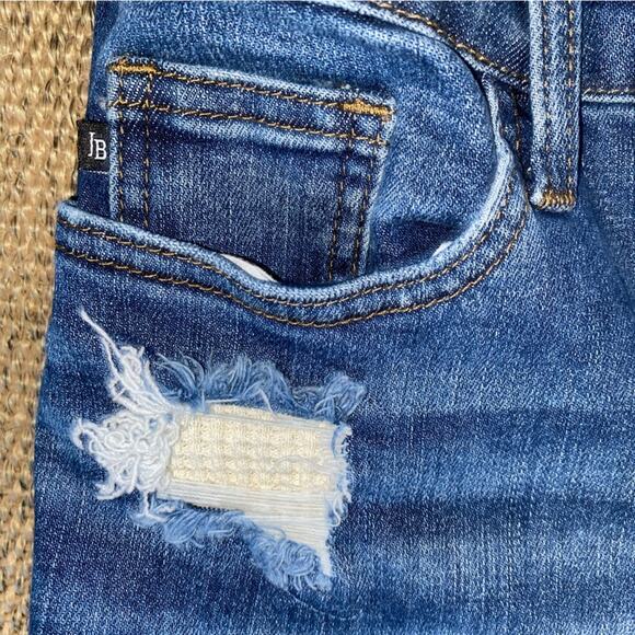 Judy Blue $79 Patch Perfect Boyfriend Thermal Patch Jeans 5 / 27” EUC - Picture 14 of 16